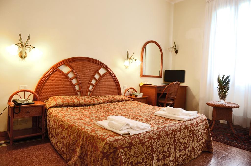 Hotel Villa Orio E Beatrice Lido di Venezia Room photo